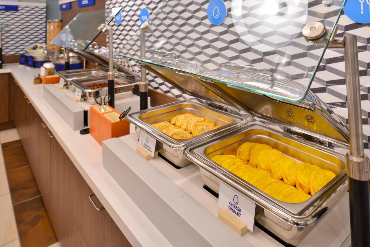 Holiday Inn Express - White Marsh By Ihg Buitenkant foto