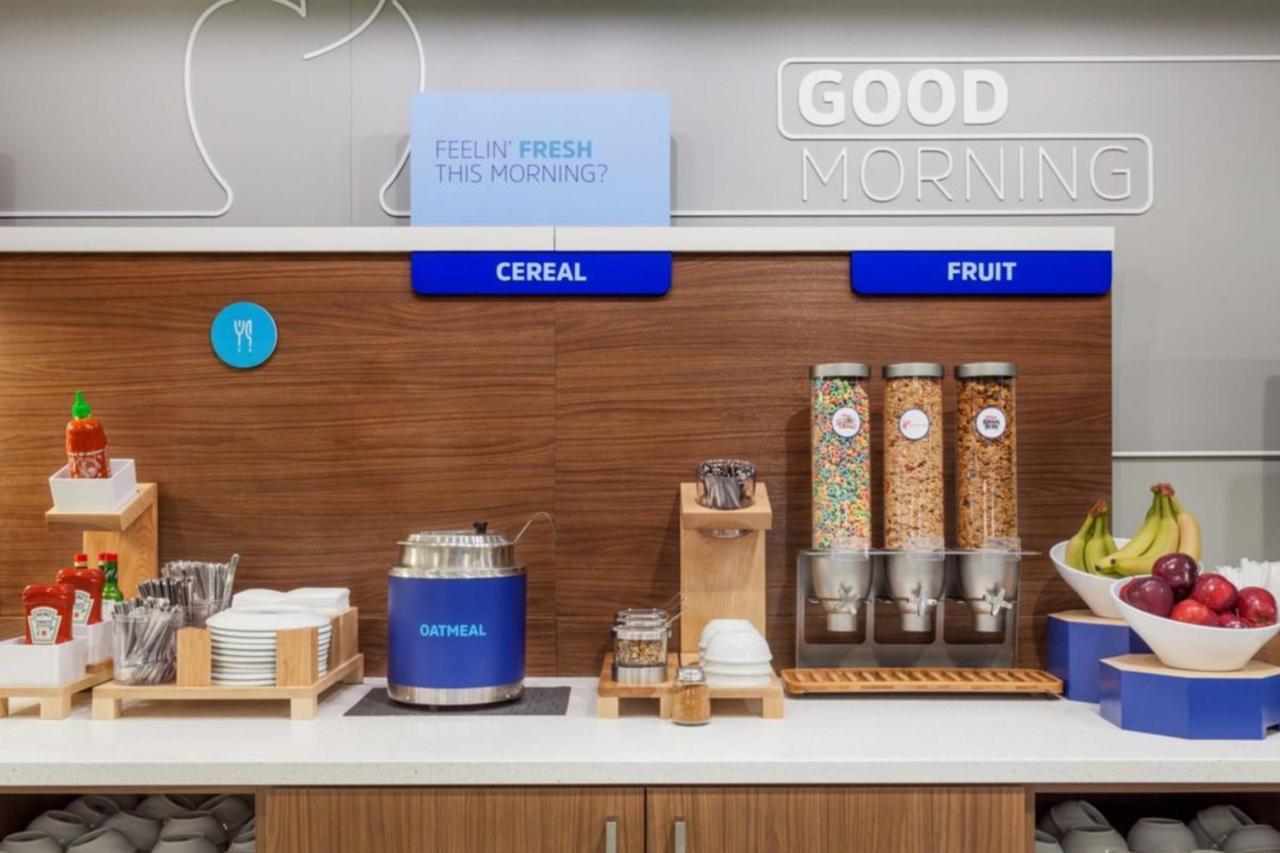 Holiday Inn Express - White Marsh By Ihg Buitenkant foto