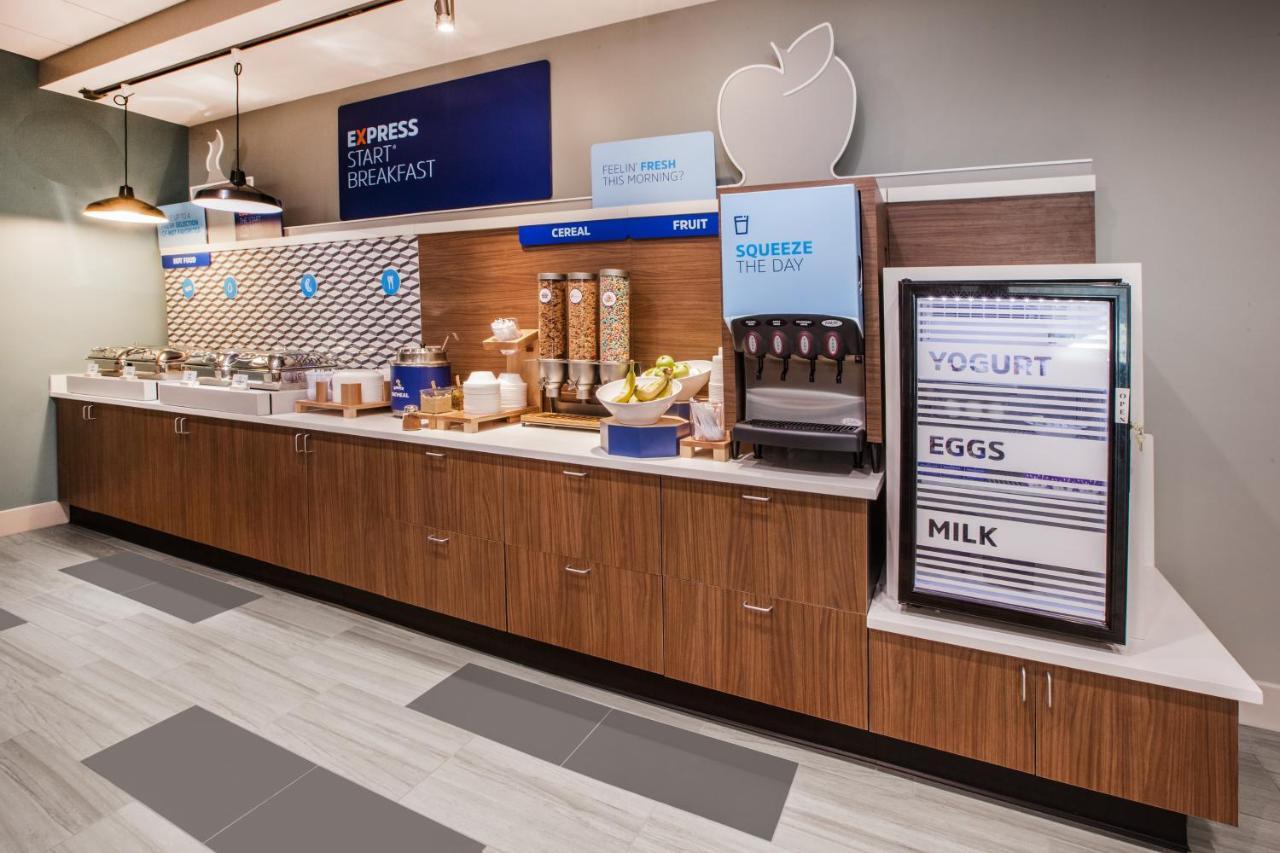 Holiday Inn Express - White Marsh By Ihg Buitenkant foto